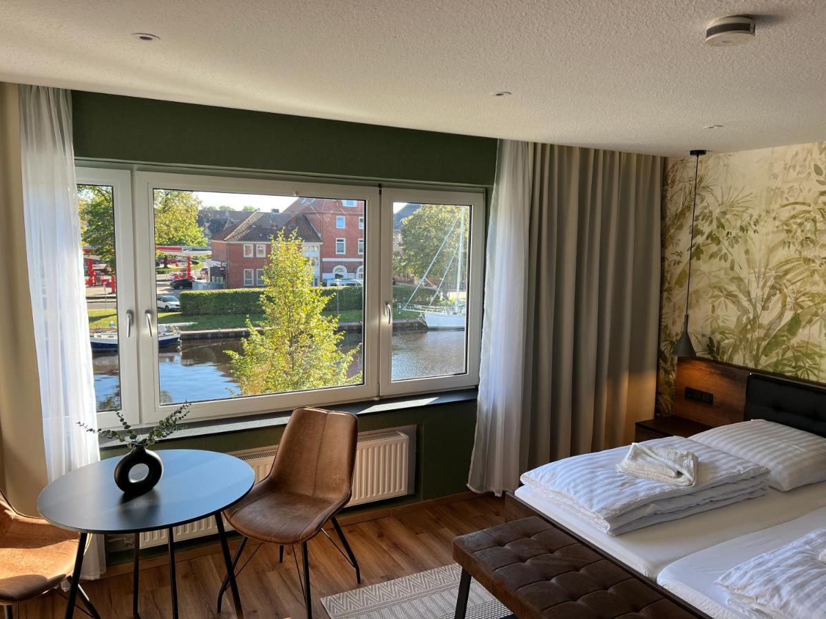 Gemuetliches Studio Im Stadtkern Mit Kanalblick Emden Extérieur photo