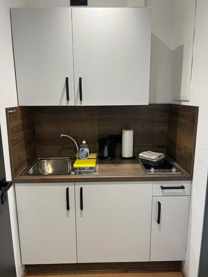Gemuetliches Studio Im Stadtkern Mit Kanalblick Emden Extérieur photo